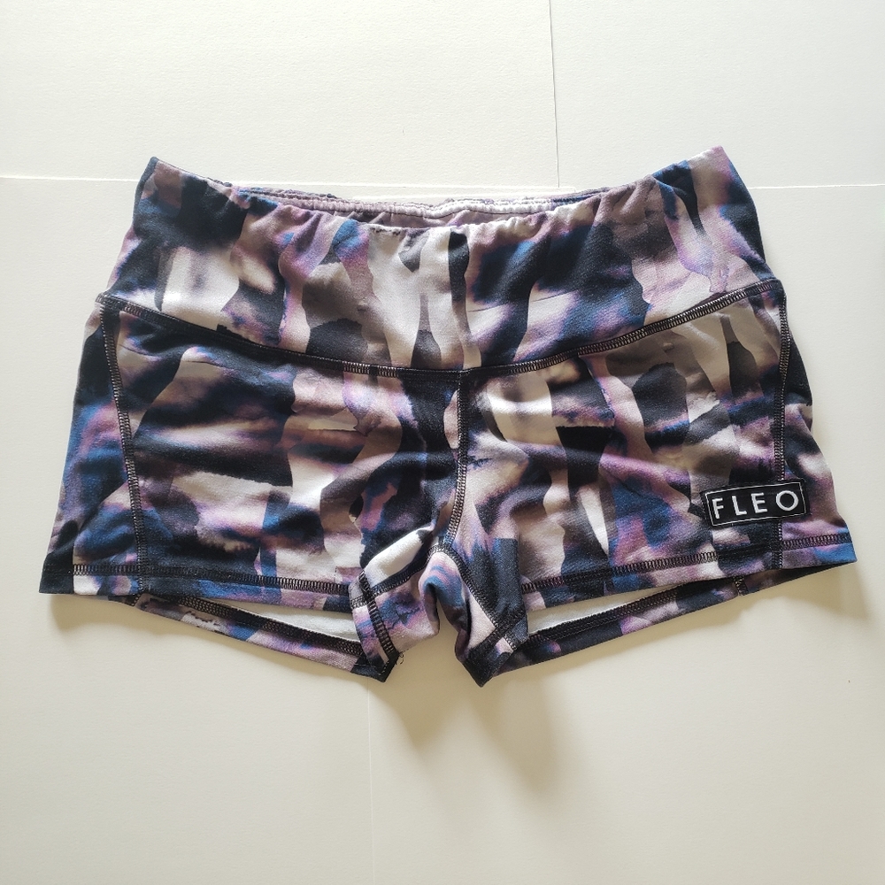 Fleo Shorts